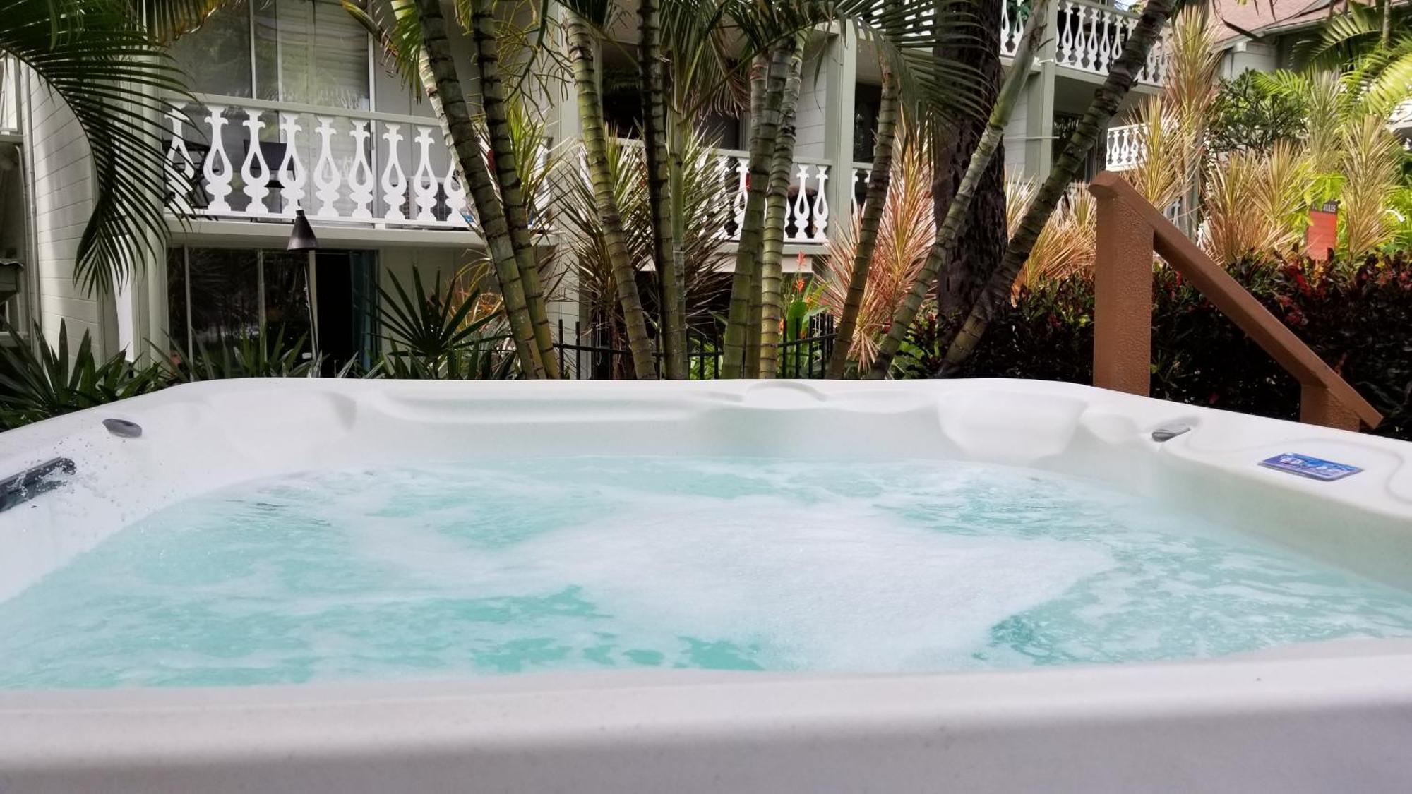 Downtown Hawaiian Paradise Condo With Hot Tub, Pool & Beach - Kona Islander Inn Καϊλούα-Κόνα Εξωτερικό φωτογραφία